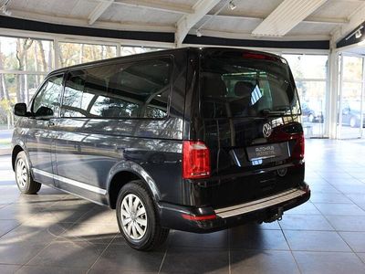 Usata VW Caravelle Comfortline 125 CV (91 kW) 2017 Nero Furgone