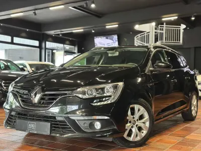 Gebraucht Renault Mégane GrandTour LIMITED Deluxe 116 PS (85 kW) 2019 Sternenschwarz Kombi