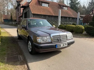 Gebraucht Mercedes E260 160 PS (117 kW) 1990 Limousine