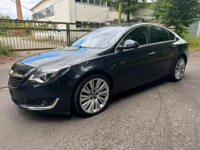Gebraucht Opel Insignia 250 PS (183 kW) 2015 Schwarz Limousine