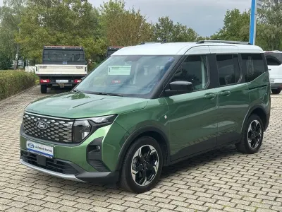Gebraucht Ford Tourneo Courier Active 100 kW (136 PS) 2025 Grün Van / Kleinbus