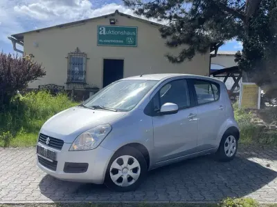 Gebraucht Suzuki Splash 65 PS (47 kW) 2010 Silber Kleinwagen