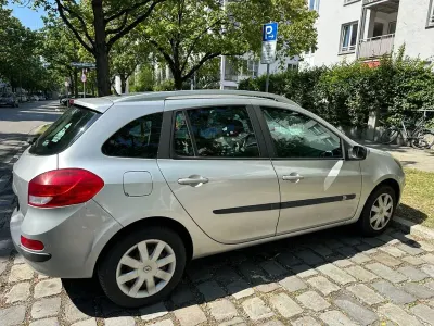 Gebraucht Renault Clio II Dynamique 101 PS (74 kW) 2008 Silber Limousine