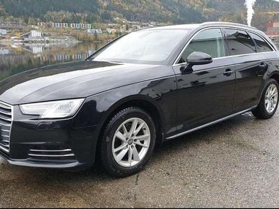 Gebraucht Audi A4 Sport 150 PS (110 kW) 2018 Schwarz Kombi