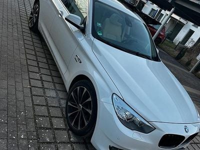 Second-hand BMW 530 245 CP (180 kW) 2011 Alb Berlinǎ