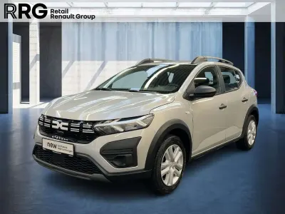 Usata Dacia Sandero Essentiel 101 CV (74 kW) 2024 Grigio Berlina