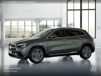 Usata Mercedes GLA200 AMG 163 CV (119 kW) 2025 Grigio SUV