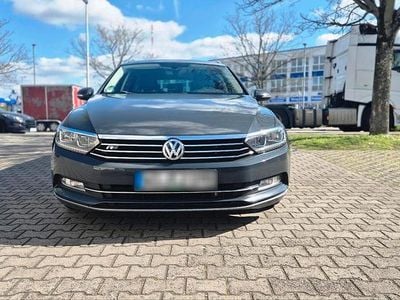 Gebraucht VW Passat R-line 190 PS (139 kW) 2018 Grau Kombi