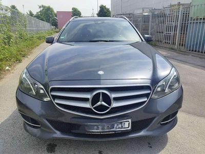 Mercedes E220