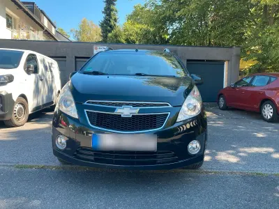 Gebraucht Chevrolet Spark 82 PS (60 kW) 2011 Schwarz Kleinwagen