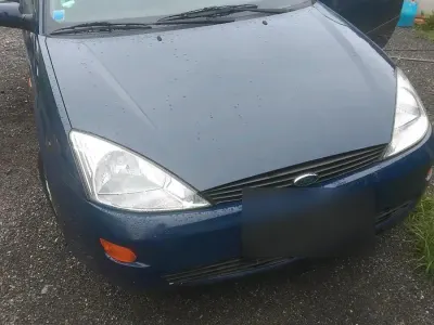 Brugt Ford Focus 70 HK (51 kW) 2001 Blå Sedan