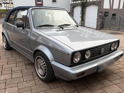 Usata VW Golf Cabriolet 69 CV (50 kW) 1988 Blu Cabrio
