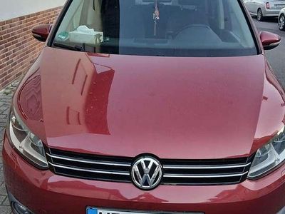 Gebraucht VW Touran Highline 105 PS (77 kW) 2012 Rot Van / Kleinbus