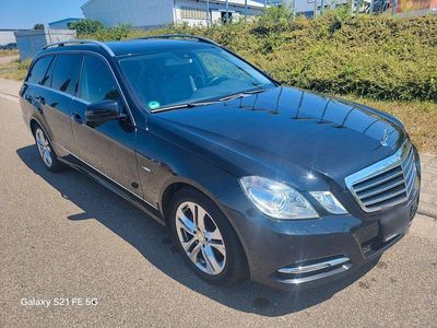 Mercedes E200