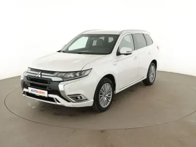 Gebraucht Mitsubishi Outlander P-HEV Top 82 PS (60 kW) 2020 Weiß SUV