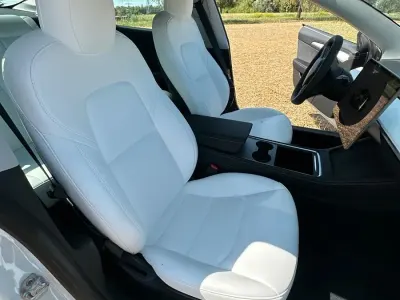 Gebraucht Tesla Model 3 RWD 208 kW (283 PS) 2023 Weiß Limousine