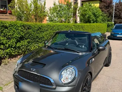 Gebraucht Mini Cooper S Cabriolet 184 PS (135 kW) 2012 Grau Cabrio