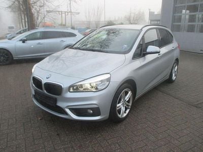 Silber Gebraucht 2017 BMW 218 Active Tourer Advantage Van / Kleinbus | 9.800 € (Guter Preis)