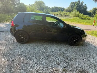 Gebraucht VW Golf VI United 80 PS (58 kW) 2008 Schwarz Kleinwagen