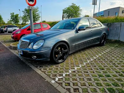 Gebraucht Mercedes E280 Elegance 231 PS (169 kW) 2008 Grau Limousine