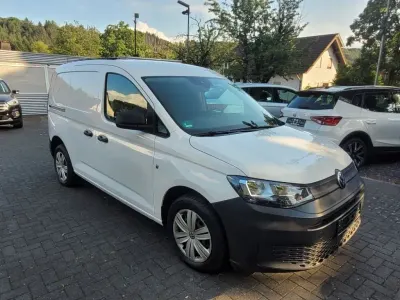 Gebraucht VW Caddy 114 PS (83 kW) 2021 Candy weiss Van / Kleinbus
