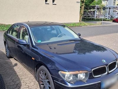 Usata BMW 730L 231 CV (169 kW) 2005 Blu Berlina