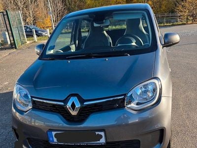 Grau Gebraucht 2019 Renault Twingo Intens Kleinwagen | 7.200 € (Guter Preis)
