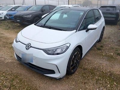 Second-hand VW ID.3 Pro 150 kW (204 CP) 2023 Alb Hatchback