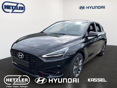 Neu Hyundai i30 Advantage 140 PS (102 kW) 2025 Abyss black Limousine