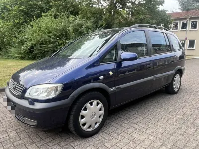 Gebraucht Opel Zafira Elegance 116 PS (85 kW) 2000 Blau Van / Kleinbus