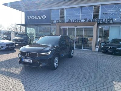 Gebraucht Volvo XC40 Core 163 PS (119 kW) 2026 Schwarz SUV