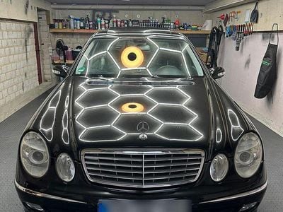 Mercedes E200