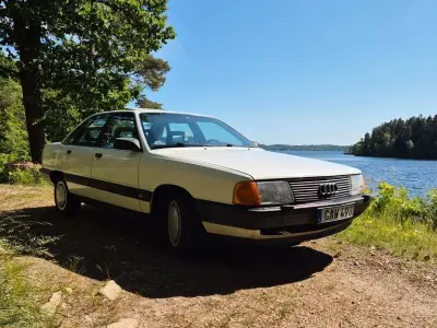 Occasion Audi 100 68 ch (50 kW) 1988 Blanc Berline