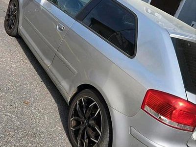 Usata Audi A3 105 CV (77 kW) 2003 Argento Utilitaria