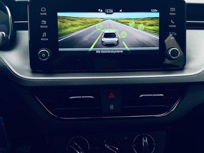 Usata Skoda Scala Essence 116 CV (85 kW) 2024 Argento Utilitaria