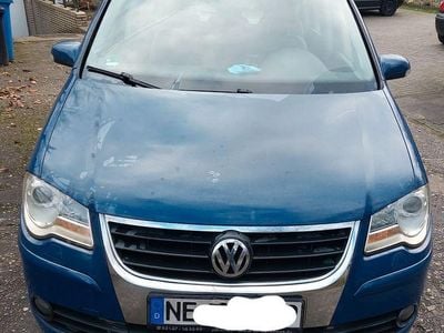 Blau Gebraucht 2007 VW Touran Van / Kleinbus | 1.200 € (Guter Preis)