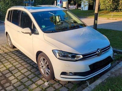 gebraucht VW Touran 1.4TSI (BlueMotion Technology) DSG Sound