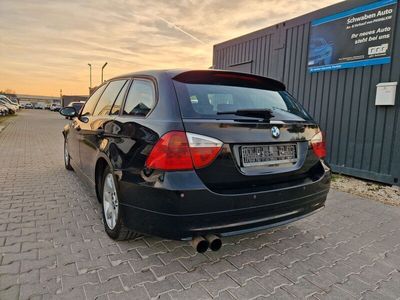 gebraucht BMW 320 i touring,GroßesNavi,Leder,SHZ,ALU,TÜV 05/24