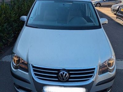 VW Touran Cross
