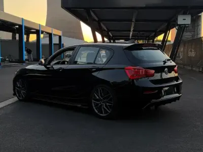 Gebraucht BMW 118 Performance 136 PS (100 kW) 2017 Schwarz Kleinwagen