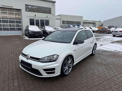 Second-hand VW Golf VII R 300 CP (220 kW) 2015 Alb Berlinǎ