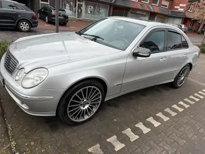 Brugt Mercedes E320 248 HK (182 kW) 2005 Grå Sedan