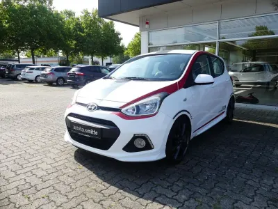 Gebraucht Hyundai i10 Sport 87 PS (63 kW) 2015 Weiß Kleinwagen