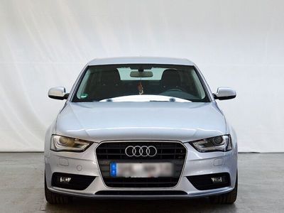 gebraucht Audi A4 2.0 TDI ultra Attraction