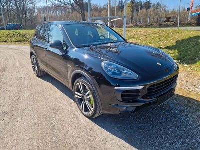 Porsche Cayenne S E-Hybrid