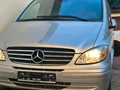 Używany Mercedes Viano 116 KM (85 kW) 2009 Srebrny Minivan