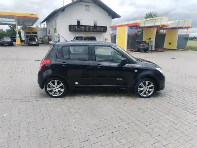 Gebraucht Suzuki Swift 90 PS (66 kW) 2008 Schwarz Kleinwagen