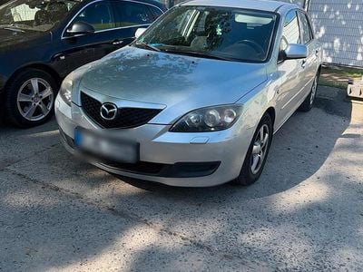 Usado Mazda 3 105 HP (77 kW) 2007 Cinzento Citadino