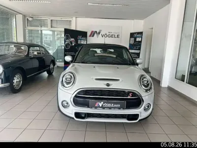 Gebraucht Mini Cooper S Cabriolet 192 PS (141 kW) 2020 White silver metallic Cabrio