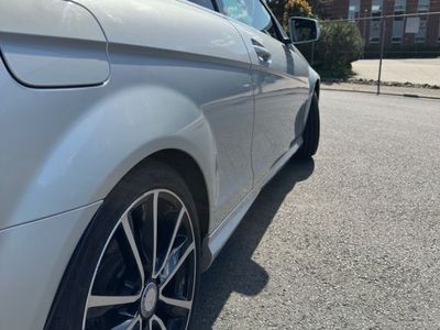 Mercedes C180